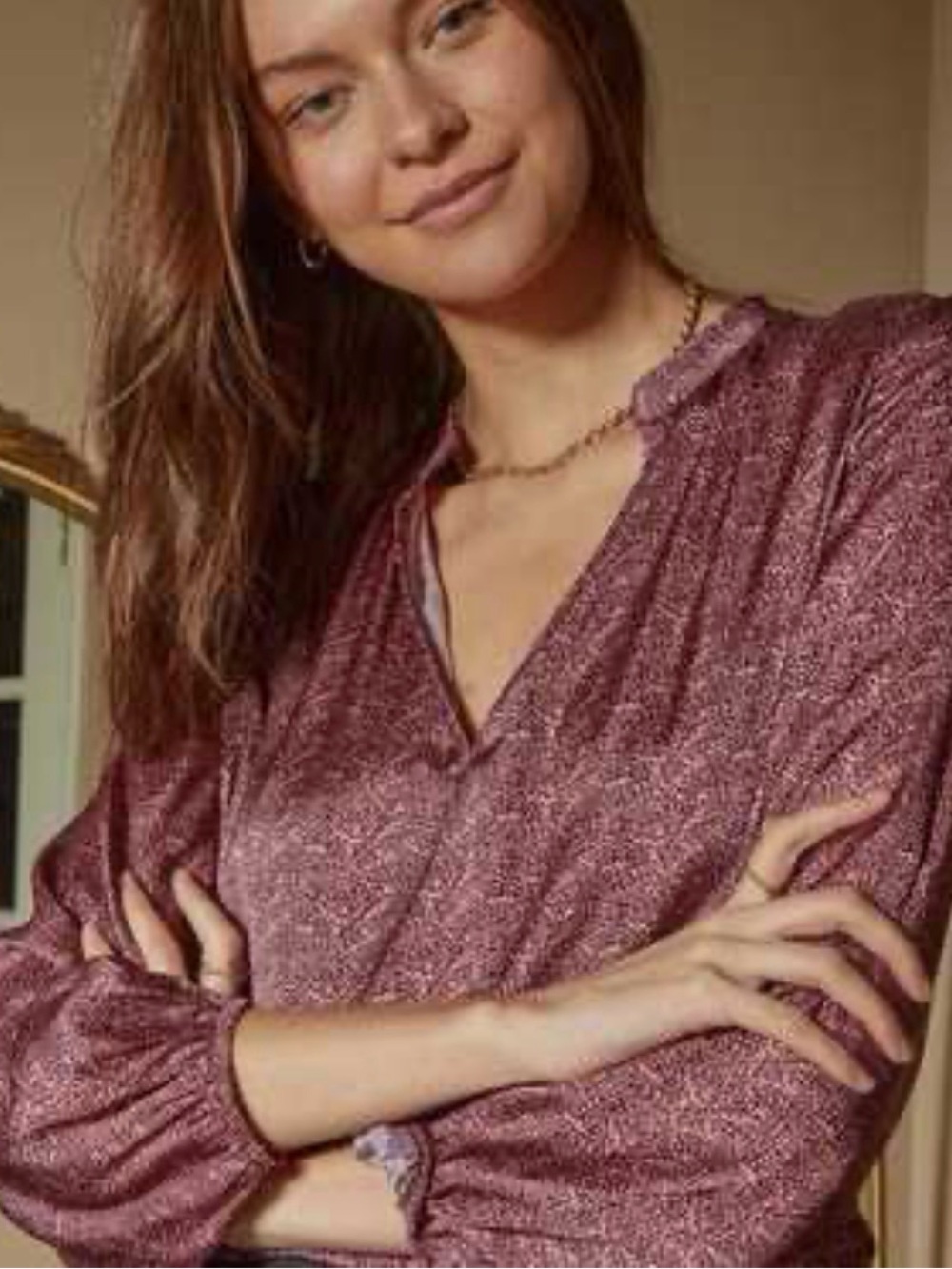 Women's Plum V-Neck Long Sleeve Blouse